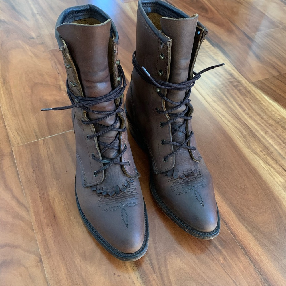 Ropers with Aztec embroidered emblem